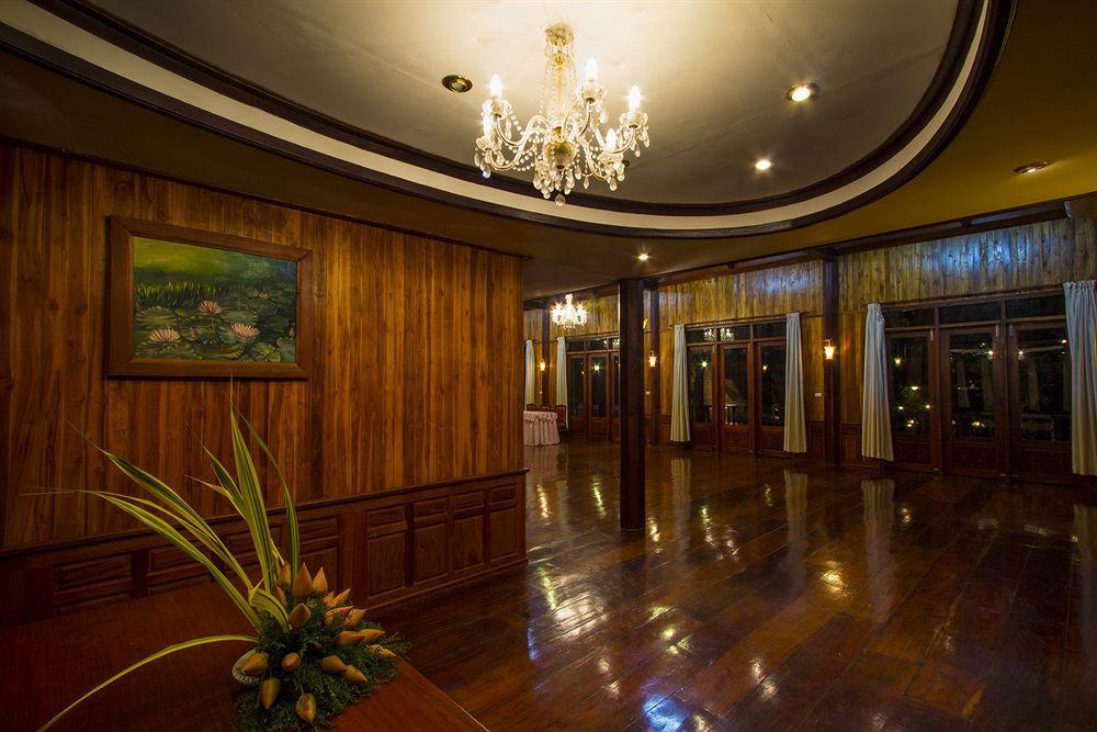 Chanthavinh Resort & Spa Luang Prabang Bagian luar foto