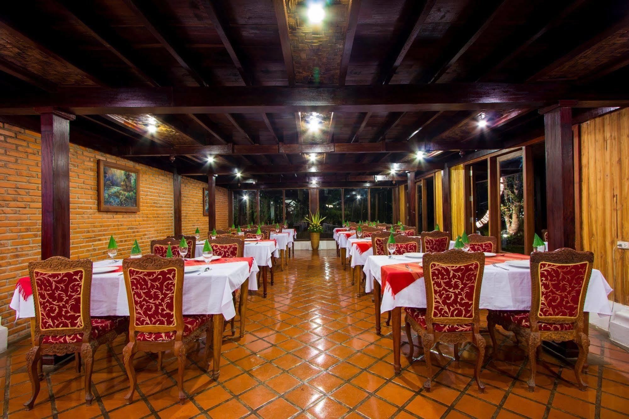Chanthavinh Resort & Spa Luang Prabang Bagian luar foto